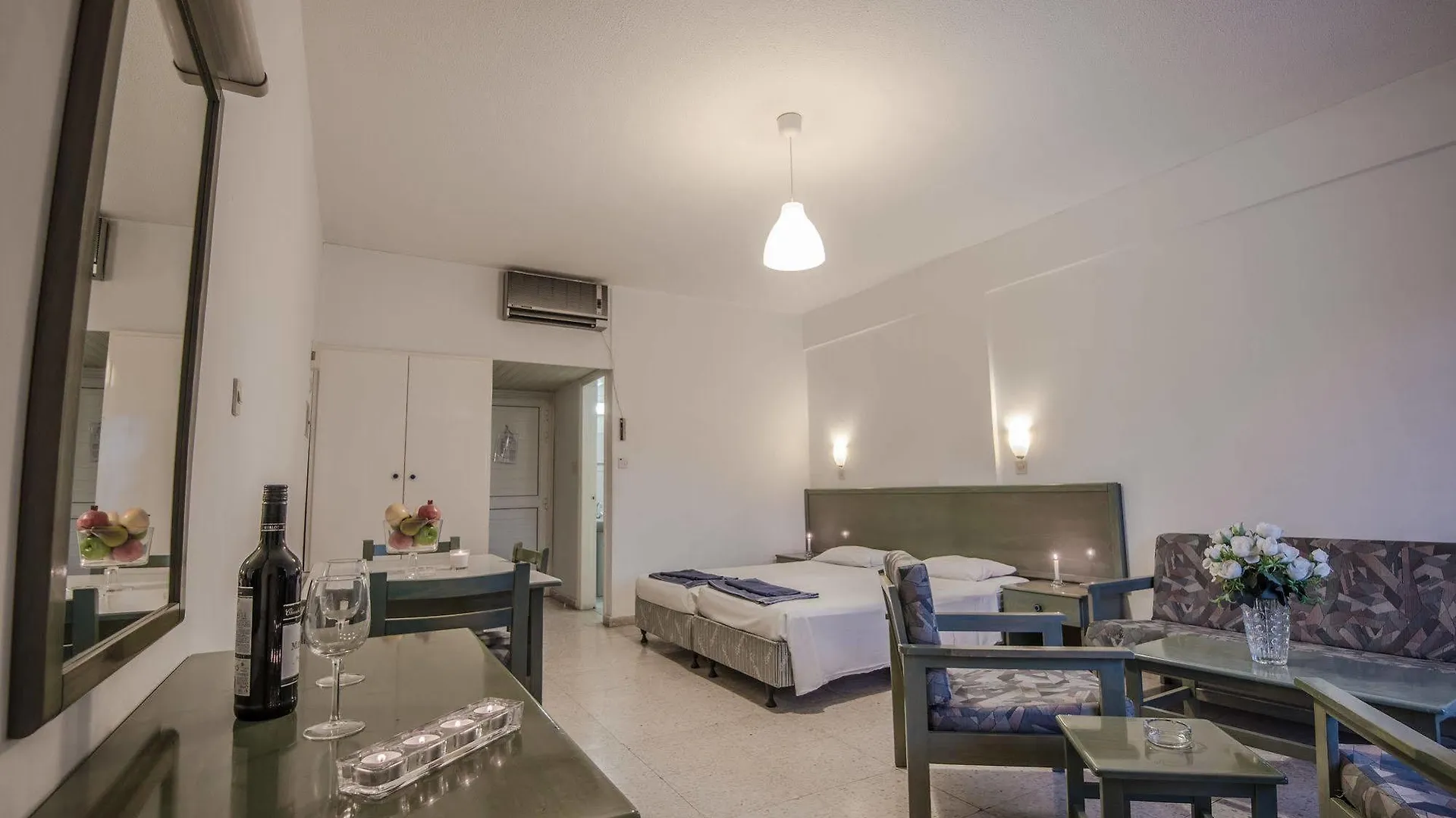 Cordelia Hotel Apartments Αγία Νάπα 2*,