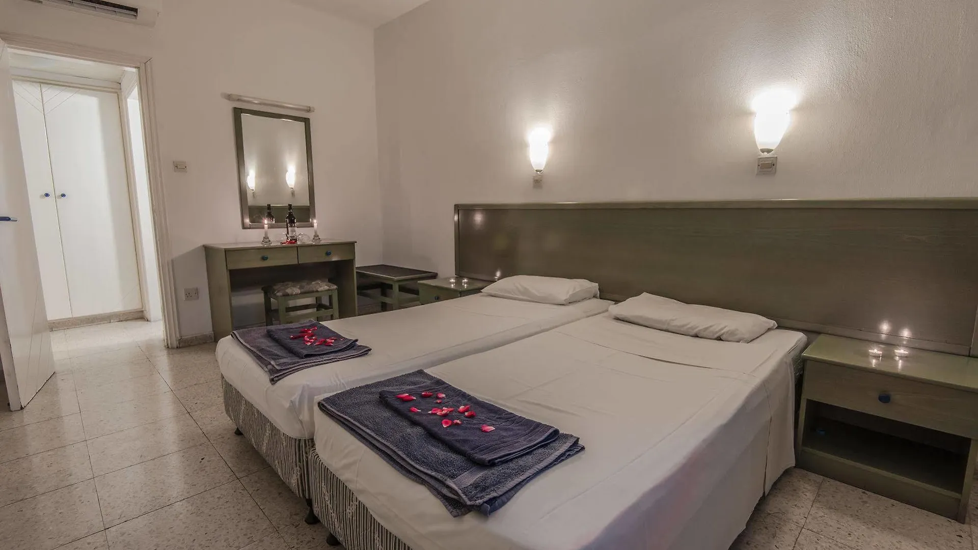 Cordelia Hotel Apartments Αγία Νάπα