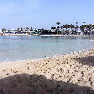 Christopher's Sandy Beach Ξενοδοχείο με διαμερίσματα